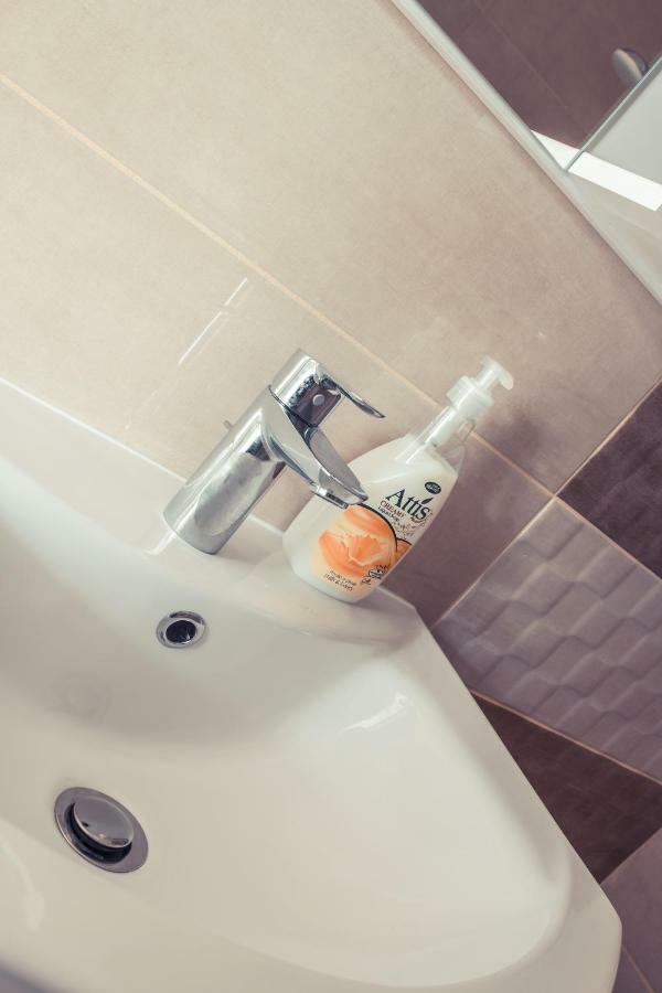 Sekli Panzio Apartment Балатонлеле Екстериор снимка