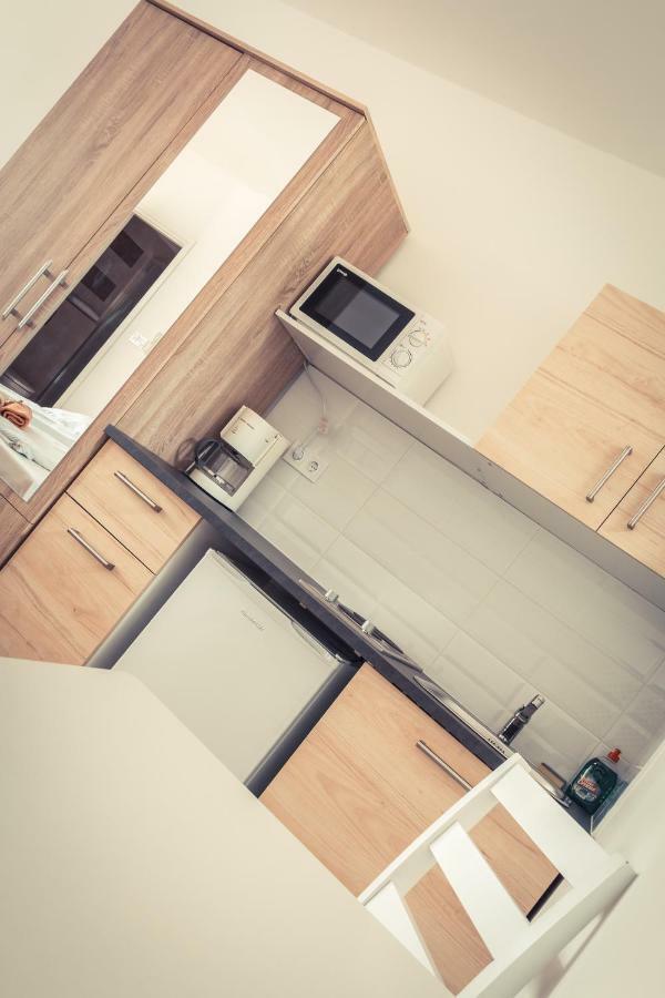 Sekli Panzio Apartment Балатонлеле Екстериор снимка