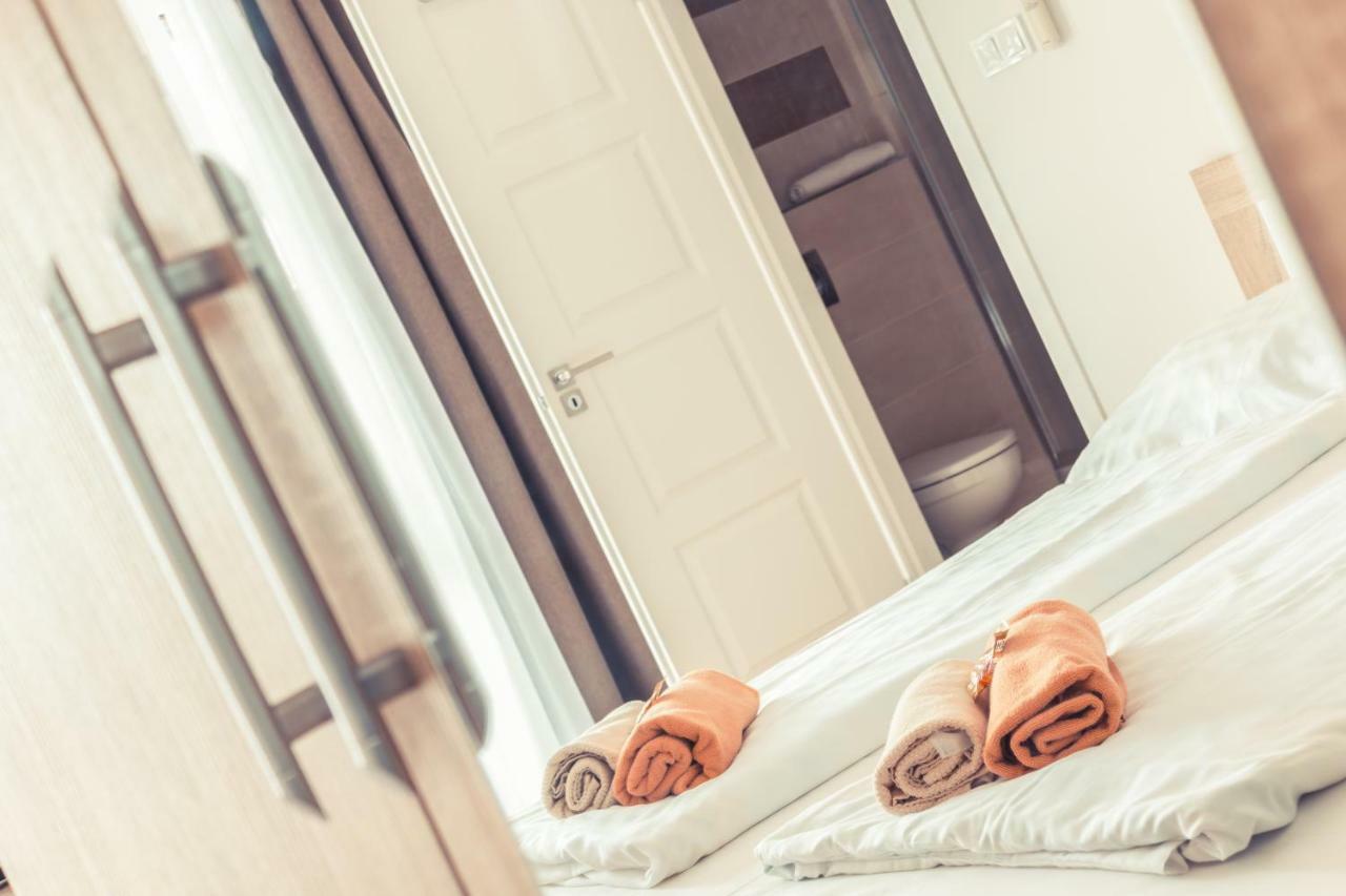 Sekli Panzio Apartment Балатонлеле Екстериор снимка